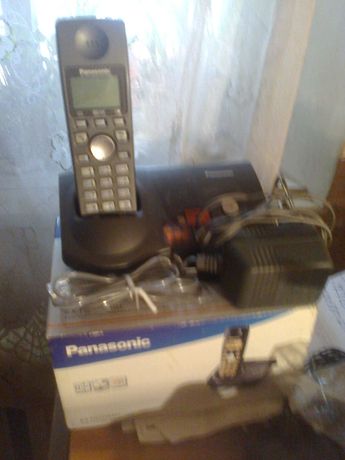 Продам радиотелефон Panasonic 2000 тенге.