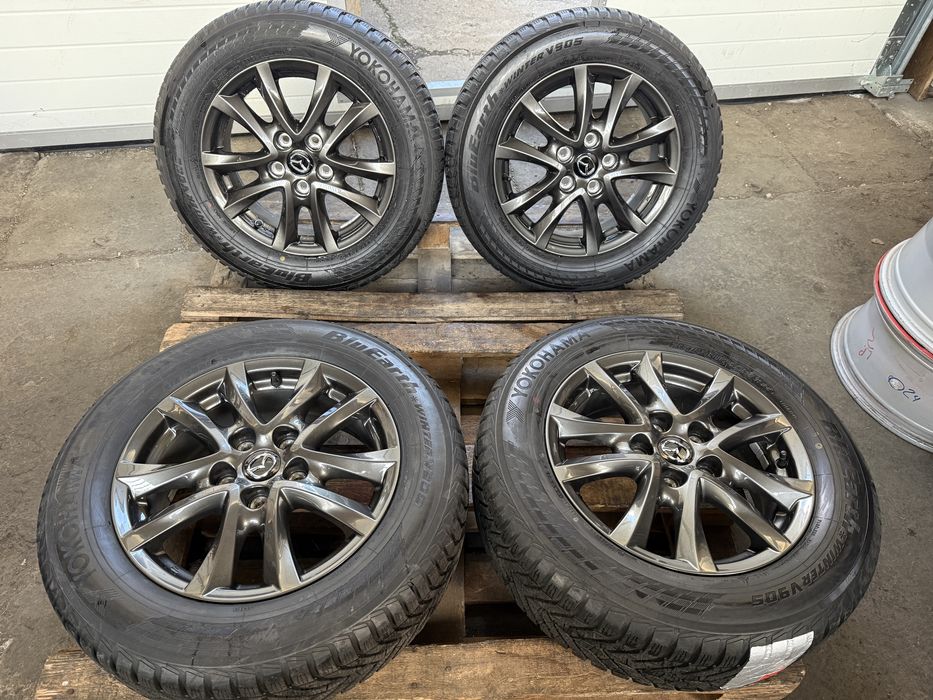 Jante originale Mazda 3, CX-3 echipate cu anvelope de iarna 215/60 16