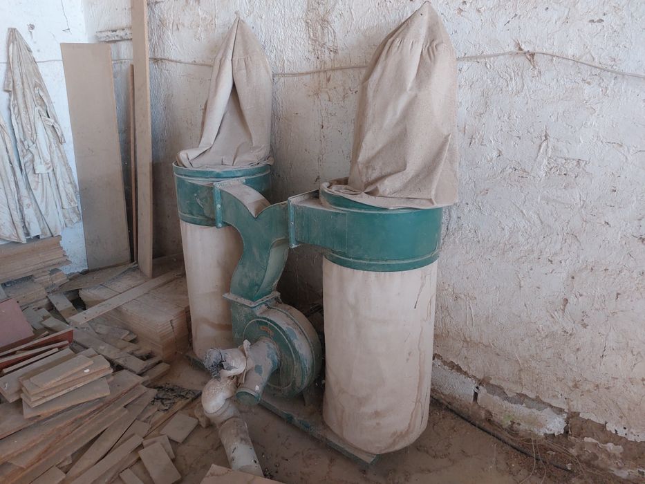 Продаётся с гарантией.