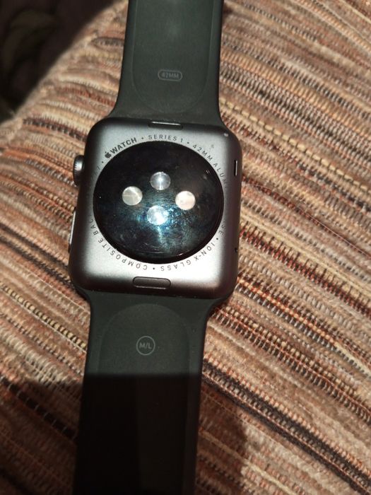 Эпел вотч 1 серия в новом состоян 42ммии