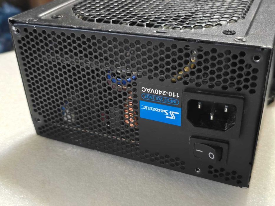 Sursa PC Seasonic S12III SERIES, 80 PLUS Bronze, 550W, 2 x PCIe 6+2pin