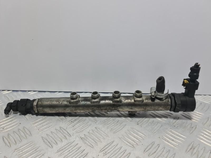 Rampa injectoare Opel Signum facelift 1.9CDTI 150cp 110kw; 1.9CDTI 120