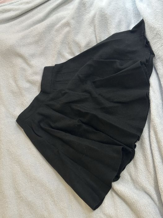 Плетена черна пола