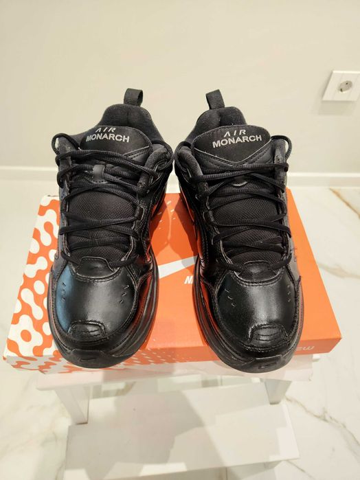 Nike Air Monarch 42
