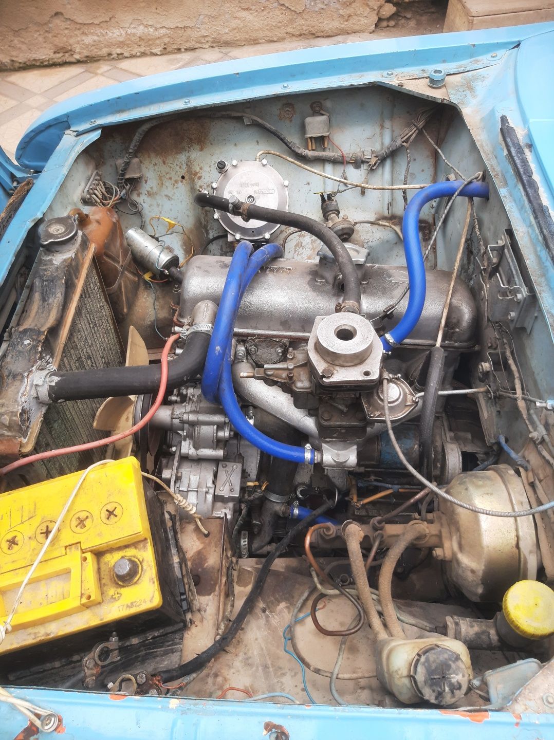 Moskvich 412 sotiladi