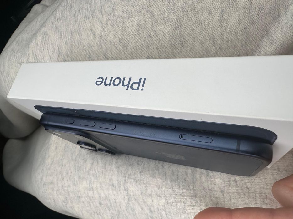 iPhone 17 PRO Deep Blue