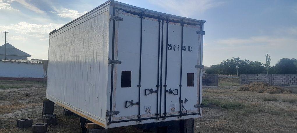 Isuzu bort. Zavatiskoy 5 m ga 2.30