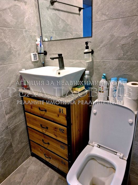 Продава се Тристаен апартамент в Пловдив, Център - 92 кв.м за 2392 €/кв.м - Снимка #11