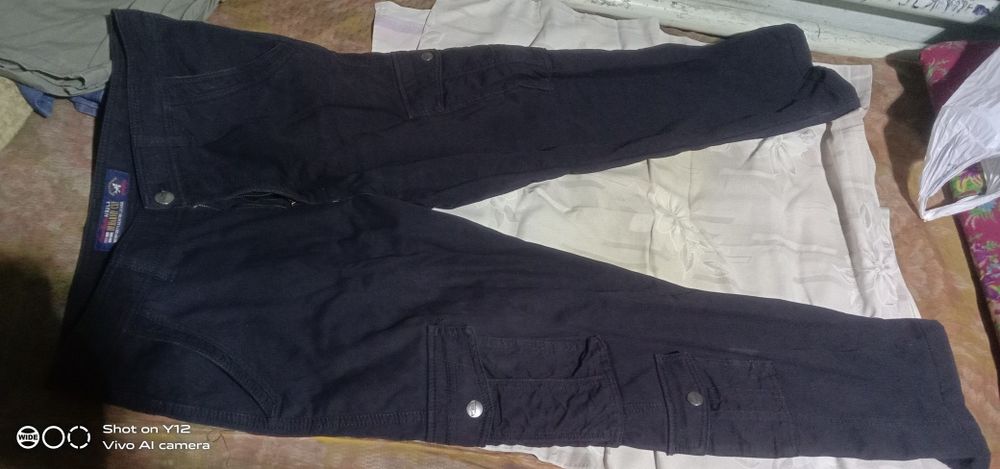 Продам брюки черные