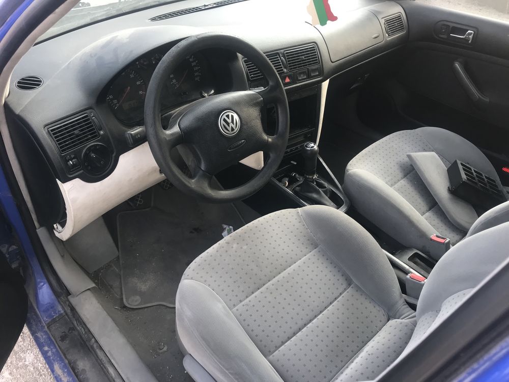 Volkswagen Golf 4 1.6 101кс на части