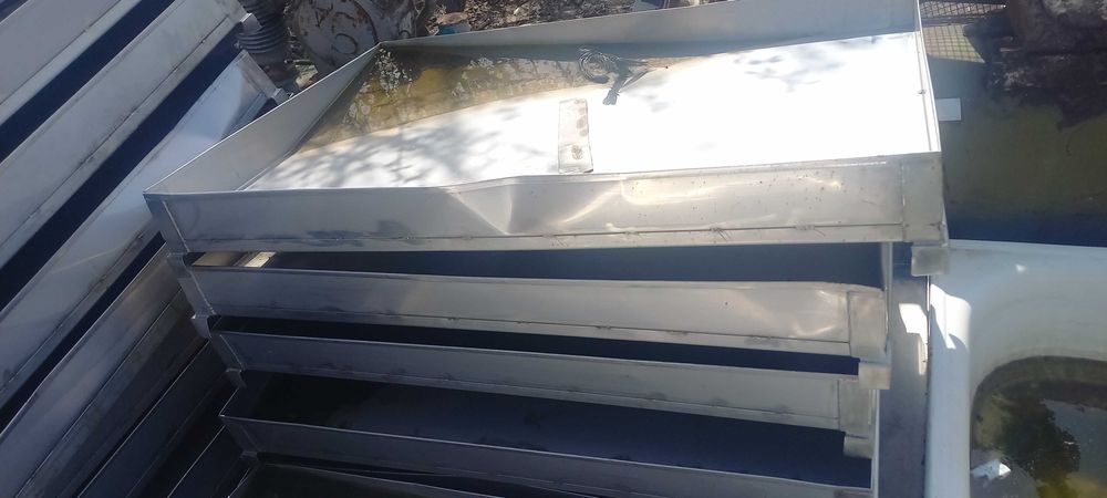 Шнек за кашкавал и тави