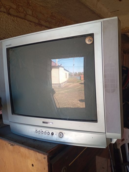 Телевизор Самсунг