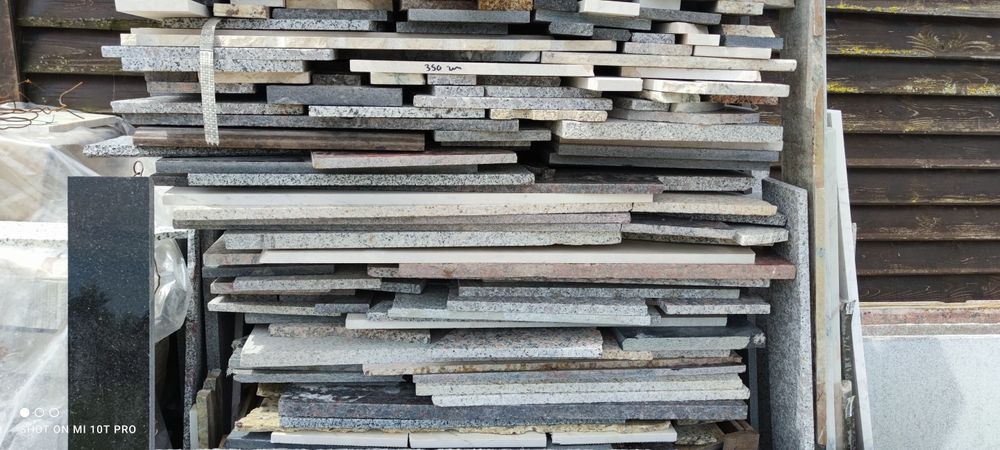 Deșeuri rezultate din debitarea granitului