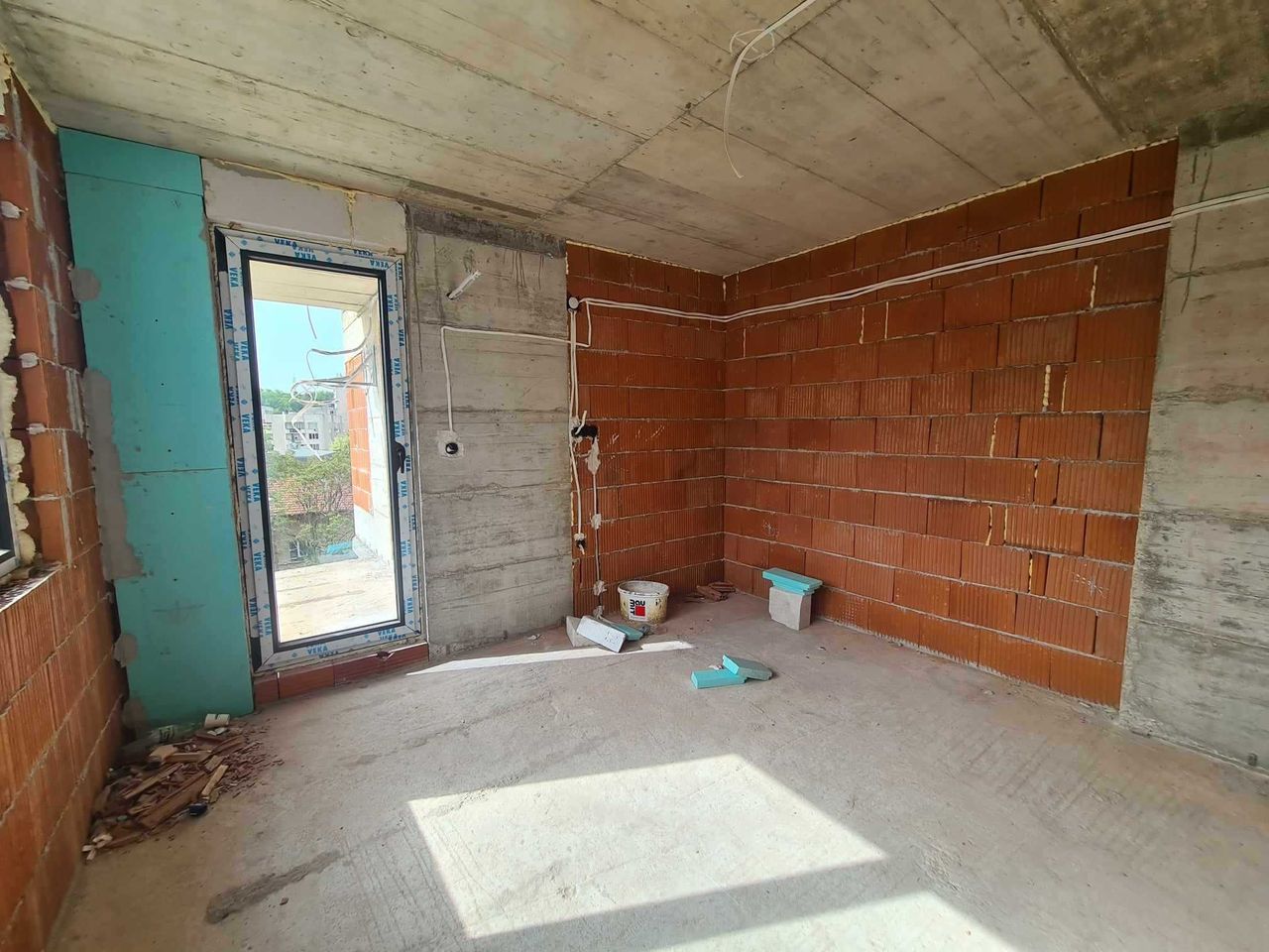 Продава се Тристаен апартамент в Хасково, Любен Каравелов - 112 кв.м за 1006 €/кв.м - Снимка #7