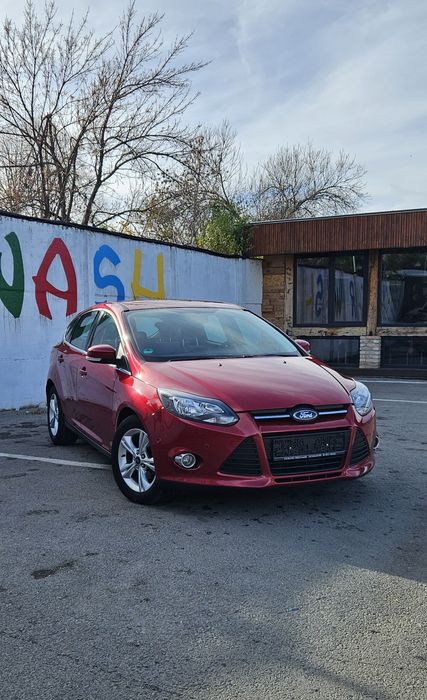 Vând Ford Focus 3 87.000km 2012 benzină