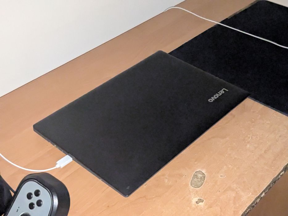 Lenovo 80YE (Ideapad 320)