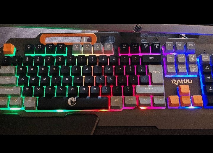 metall korpusli igravoy Klavyatura