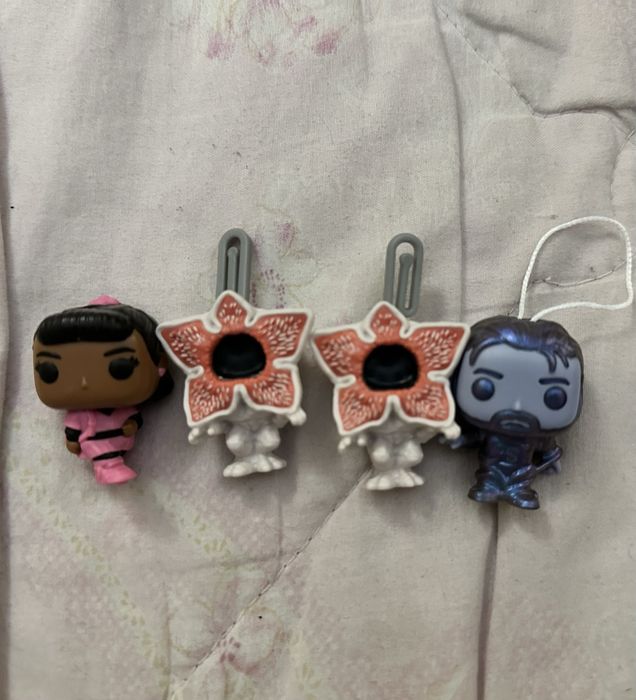 Продам фигурки из «Очень странные дела»