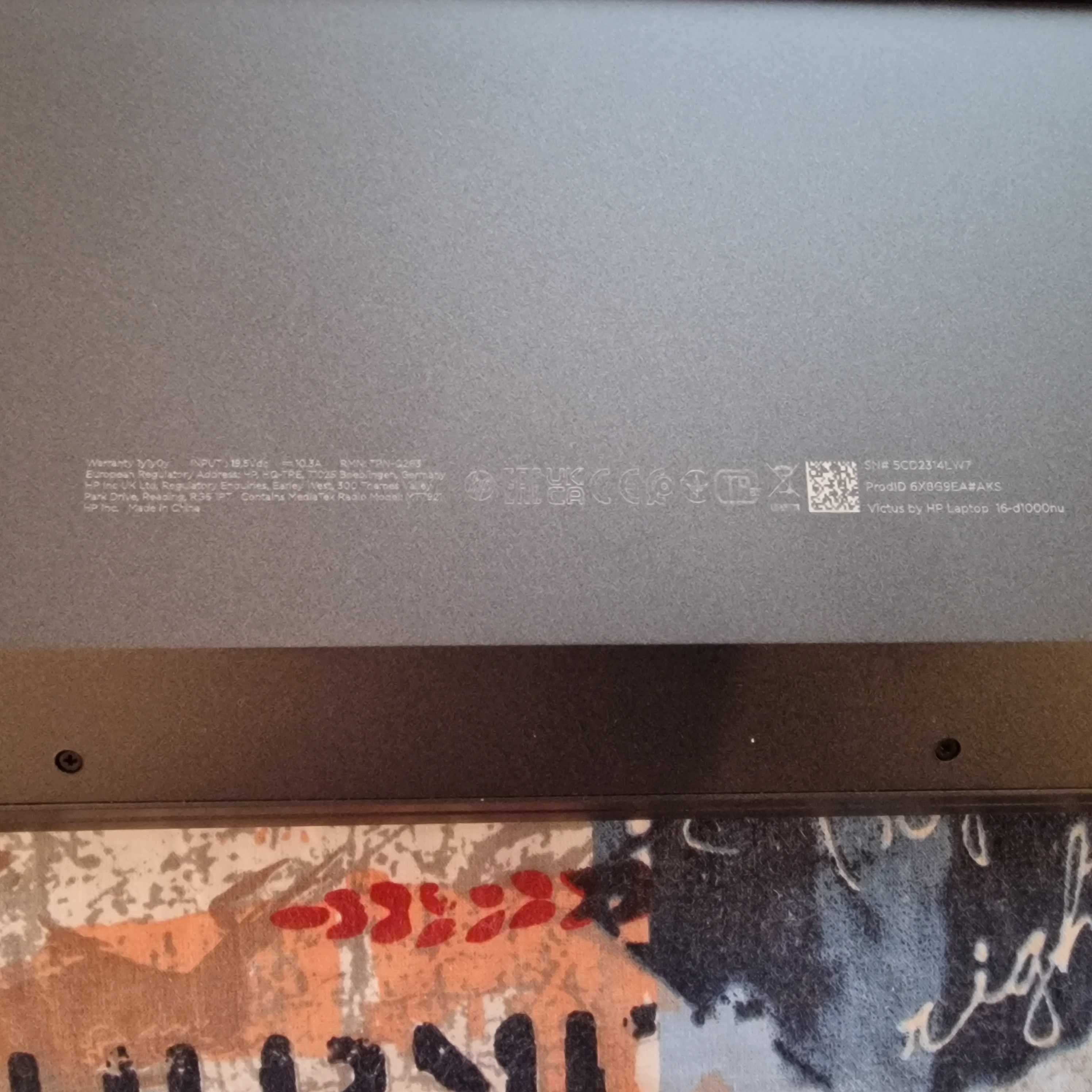 Лаптоп HP Victus 16-d1000nu цвят Mica Silver