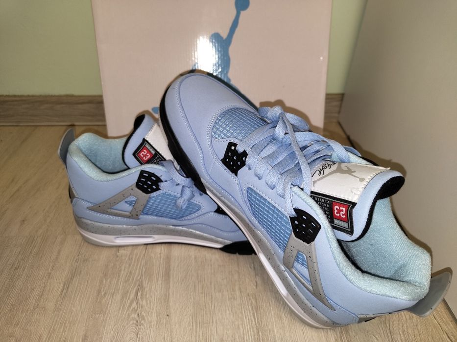 Маратонки Jordan 4 Blue