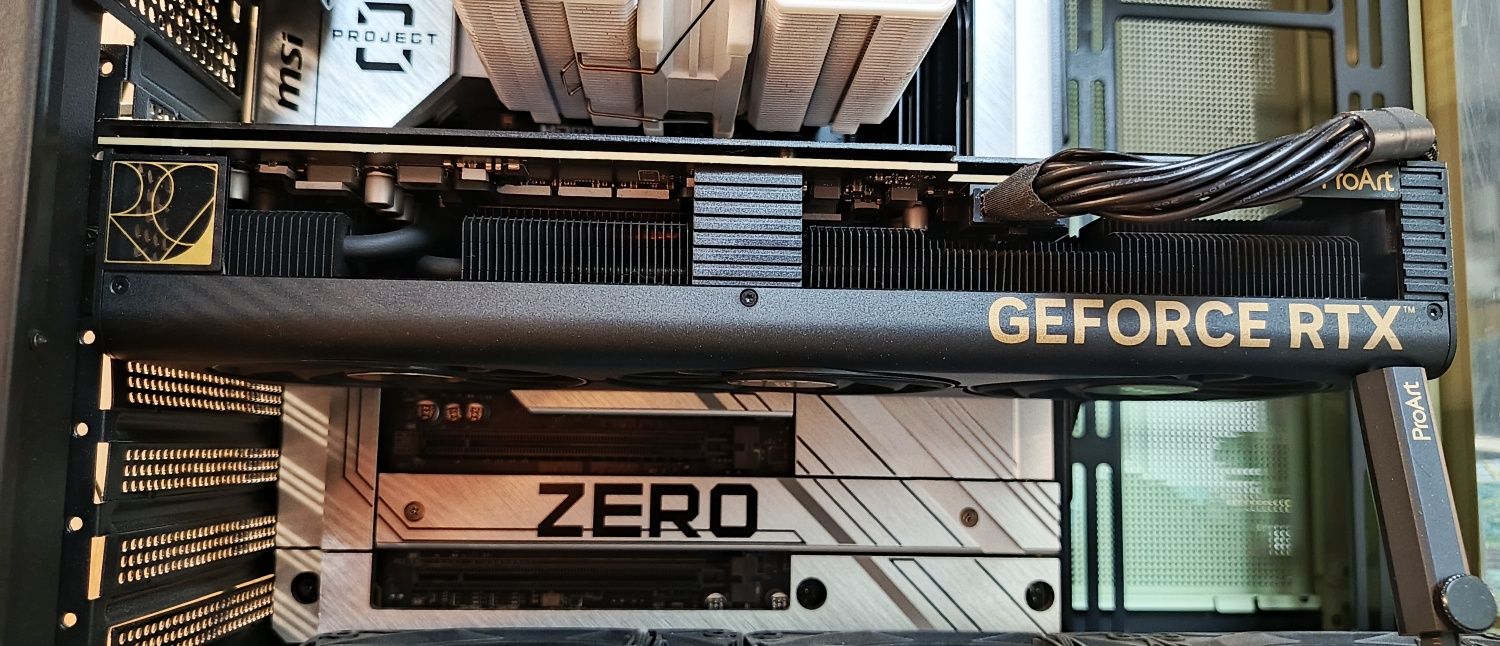 Продам видеокарту Asus ProArt GeForce RTX 4070Ti SUPER 16GB OC edition