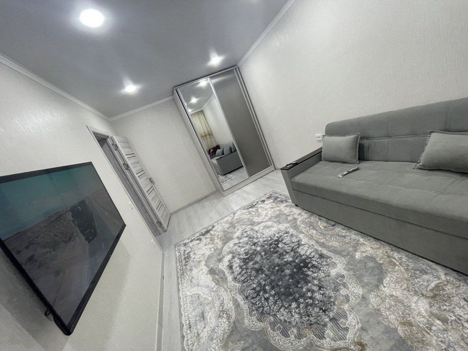 Чиланзар 1.  1 комнатная ЕВРО РЕМОНТ все есть