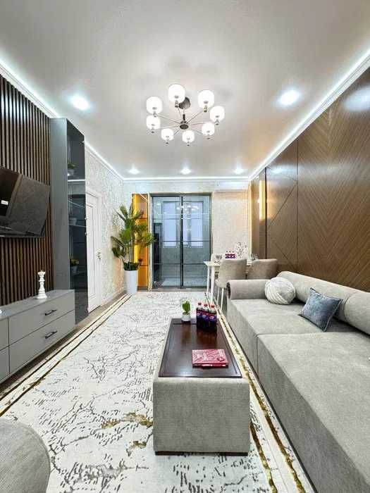 Сдаётся в аренду 2-ком на Ц-5 Ор-н Рынок Алайский