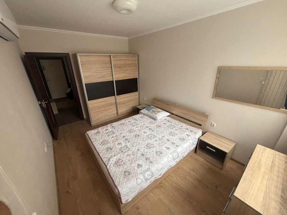 Дава се под наем Двустаен апартамент в Бургас, Славейков - 60 кв.м за 612 € - Снимка #4