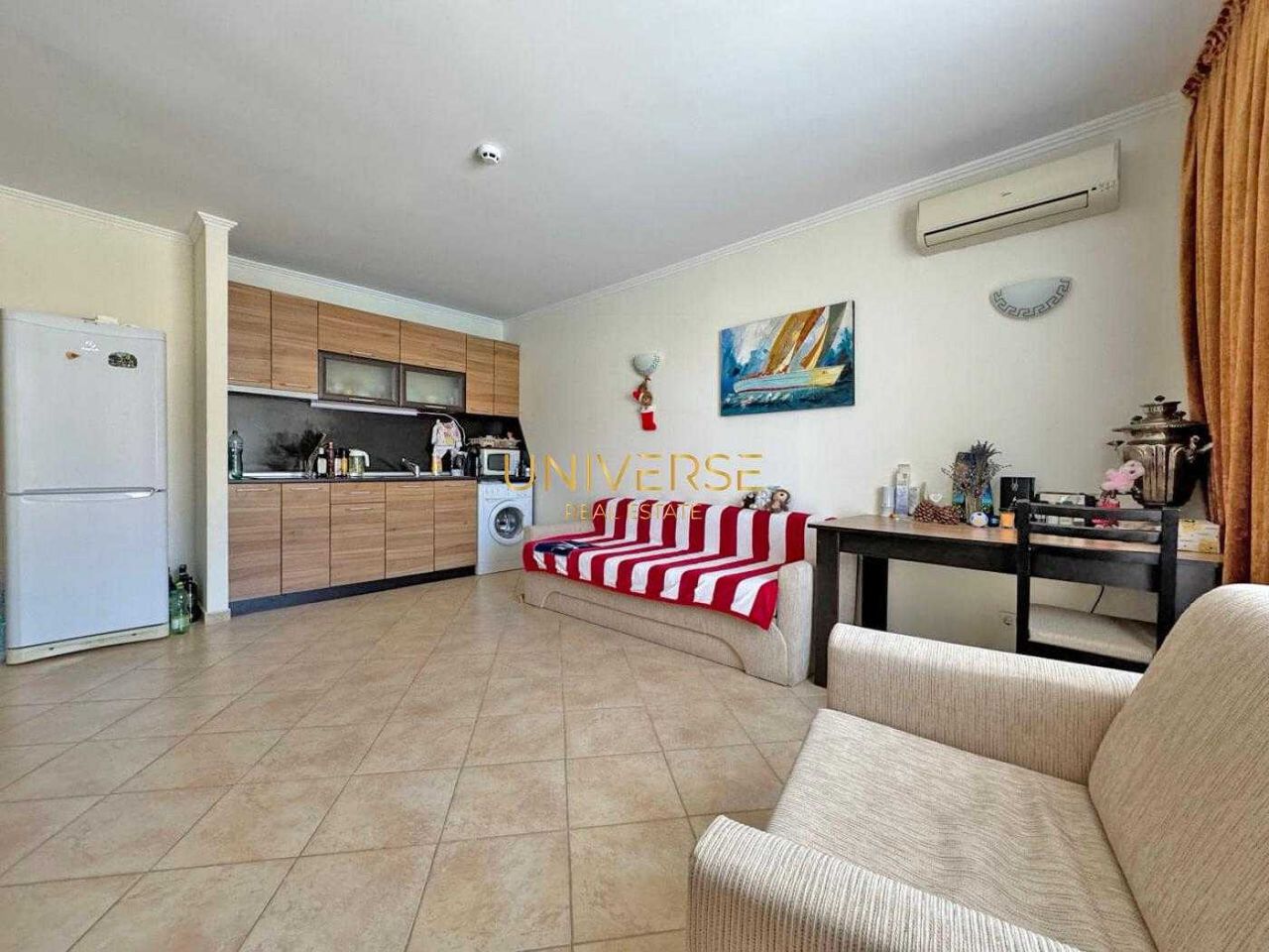 Продава се Двустаен апартамент в к.к. Елените - 74 кв.м за 811 €/кв.м - Снимка #3