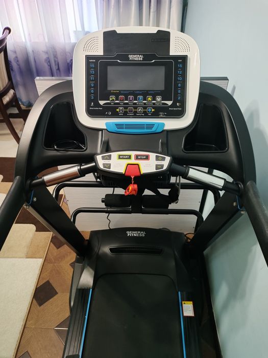 Беговая дорожка почти как новая