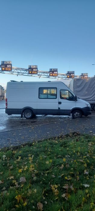 Iveco Daily Mediu 6 locuri