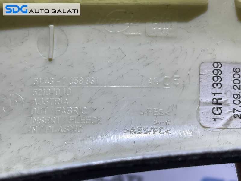 Plastic Capac Stalp Prag Stanga Fata Parbriz BMW Seria 3 E90 E91 2004 - 2011 Cod 7058331