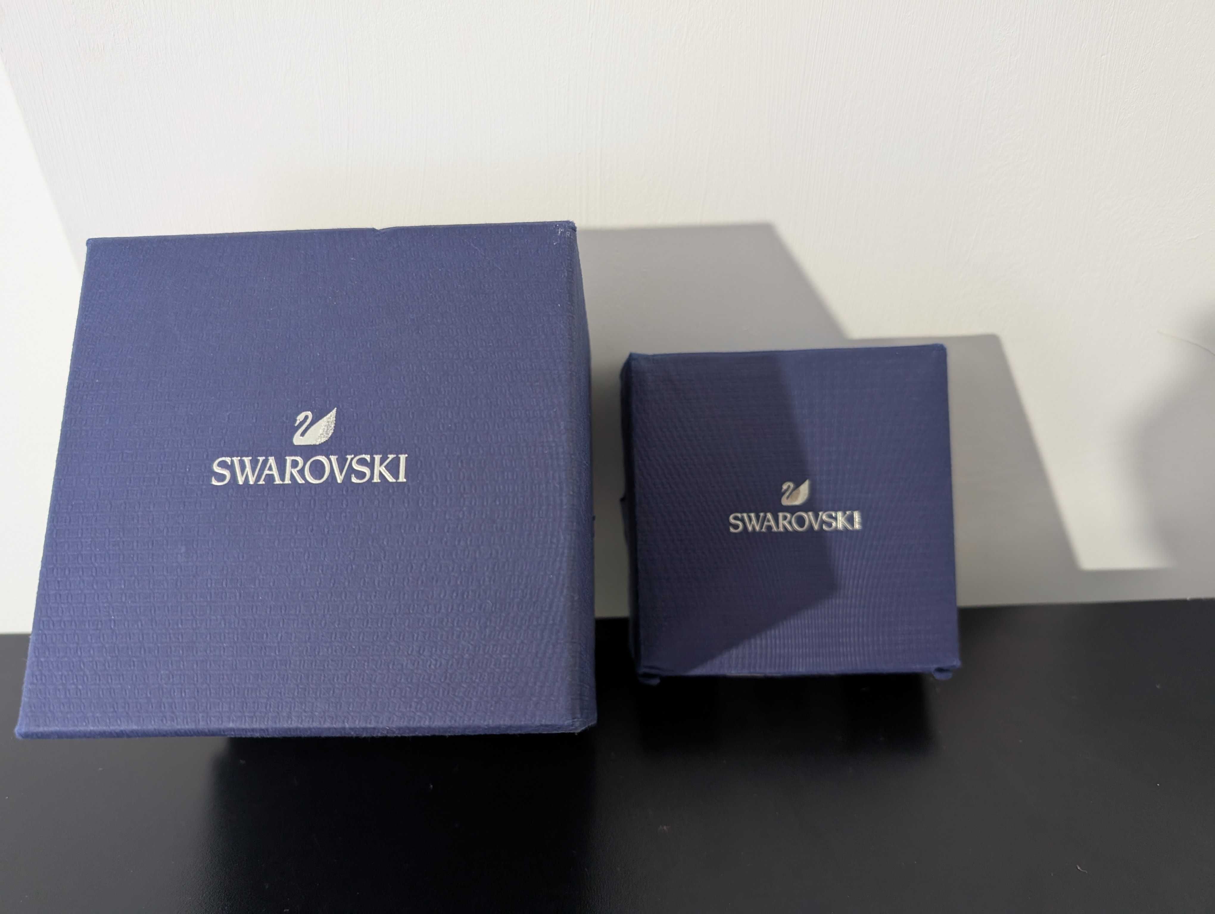 Ceas Swarovski NOU set cu Cercei Swarovski toul NOU - Superb