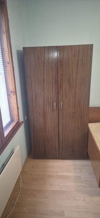 Двойно легло с ракла и гардероб.