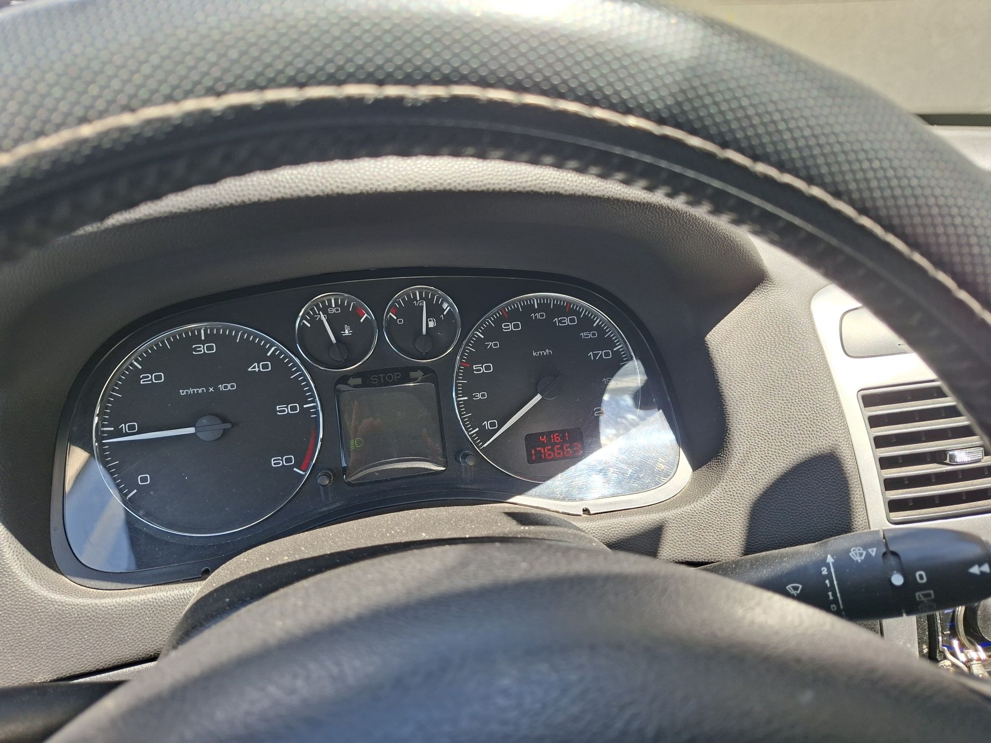 Peugeot 307 HDI 2005 година