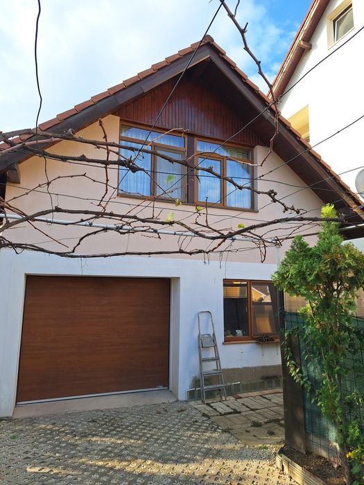 Case de vanzare in Băile 1 Mai