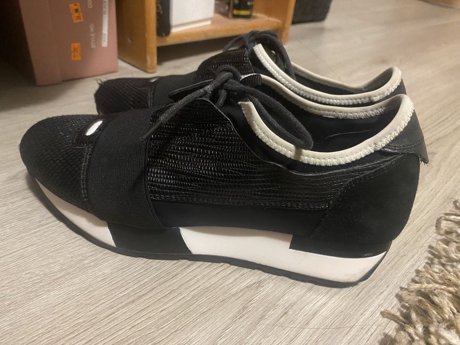 Маратонки 39 номер