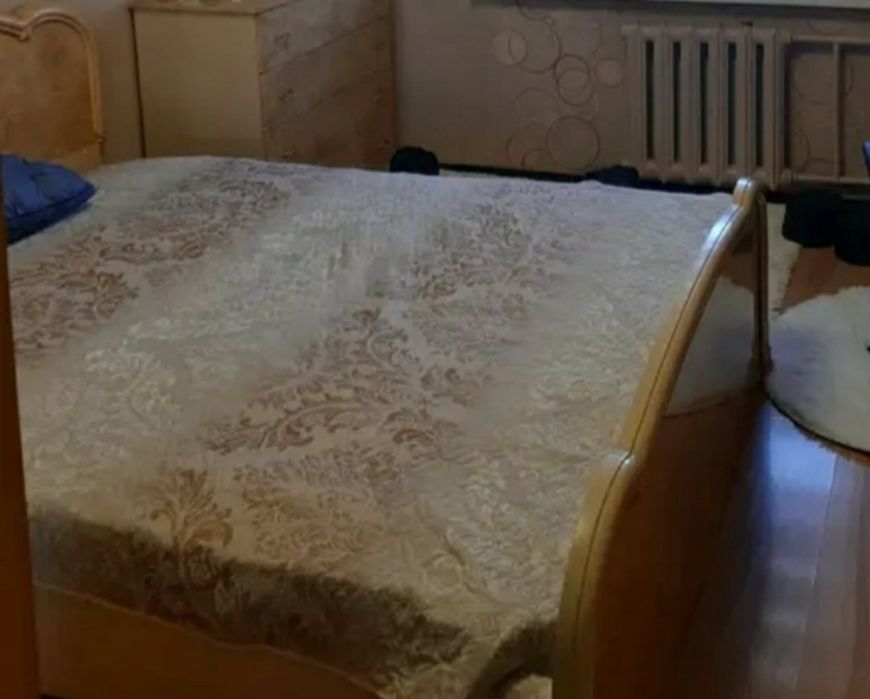 Продам 2хсп.кровать"Шатура" дёшево