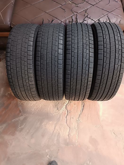Авто шины почти новые