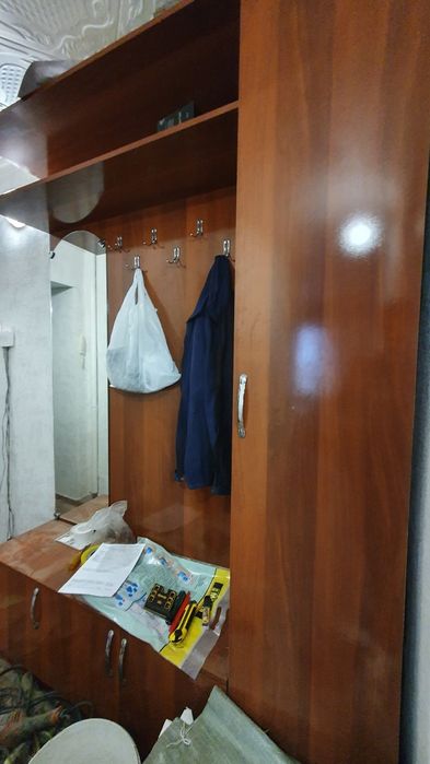 Продам б/у мебель.