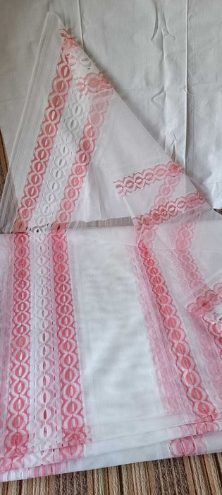 Продам новую тюль капроновую , на окна . Ширина 1,5м. Длина 8,5м.