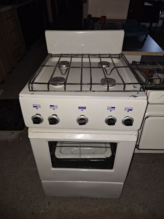 Газ плита   2 та