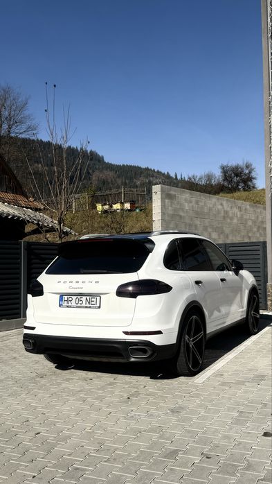 Porsche  cayenne 2017