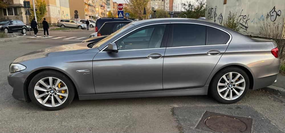 Vând BMW seria 5 Xdrive 3.0 , 258 c.p.