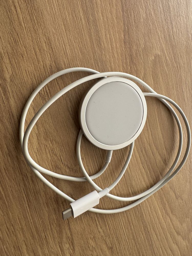 Оригинално Apple Mag Safe Charger модел A2140
