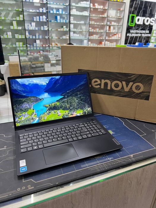 Lenova v15 intel Celeron N4500 4/256gb holati yaxshi