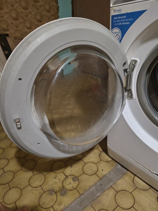 Пералня indesit автоматична