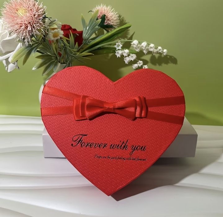 Подаръчна кутия за НЕЯ