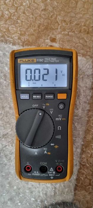 Multimetru digital Fluke 115C
