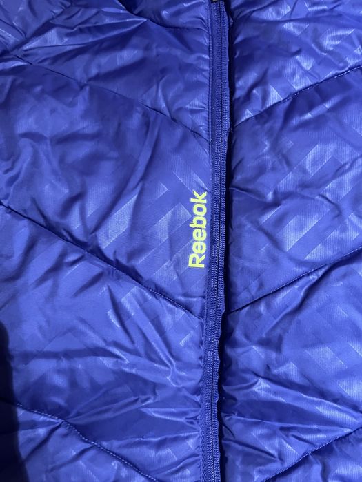 Красиво оригинално  зимно яке Reebok